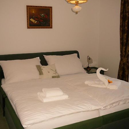 Hotel Zamecek Pod Hradem Stary Jicin 111 Екстер'єр фото