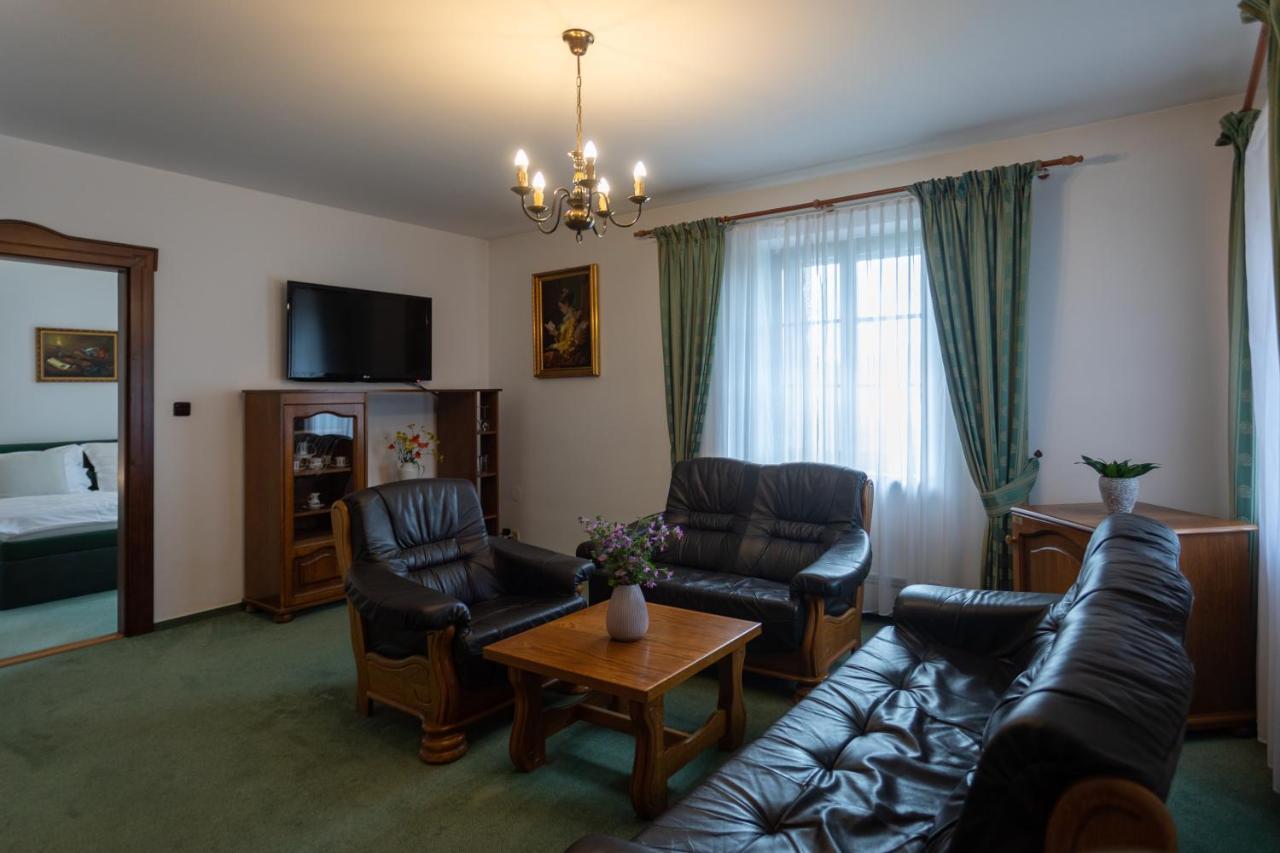 Hotel Zamecek Pod Hradem Stary Jicin 111 Екстер'єр фото