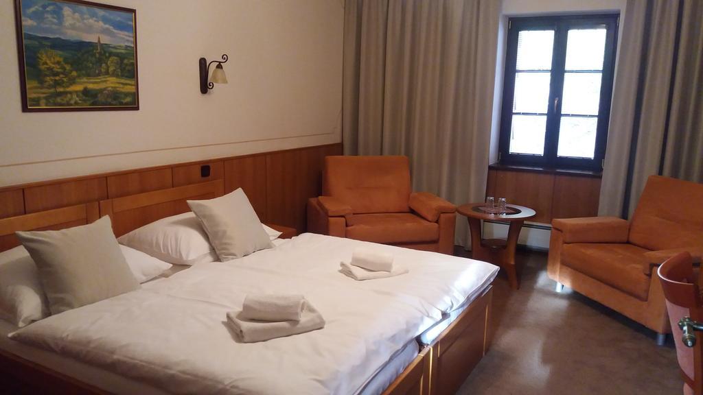 Hotel Zamecek Pod Hradem Stary Jicin 111 Екстер'єр фото